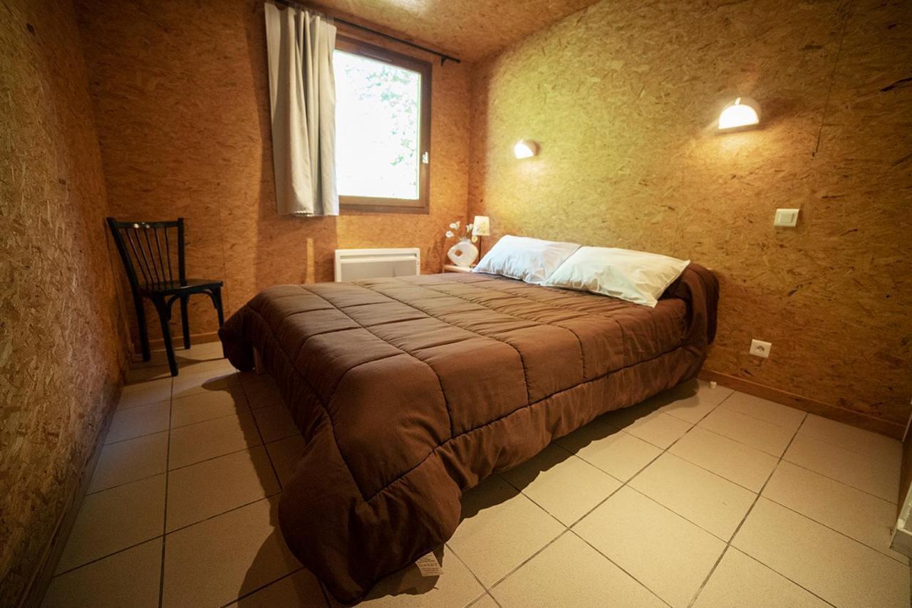 Le Pas De L'Ours Hotel Aston Екстериор снимка