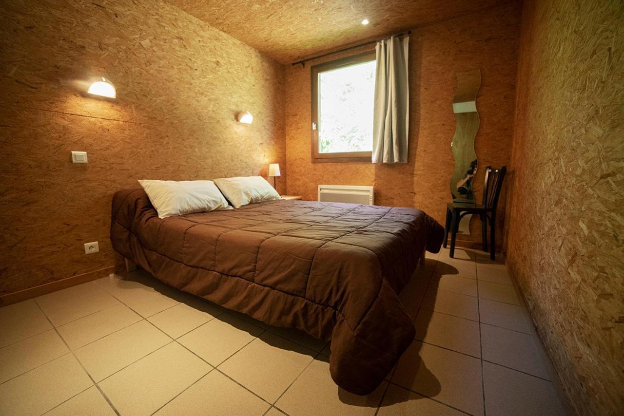 Le Pas De L'Ours Hotel Aston Екстериор снимка