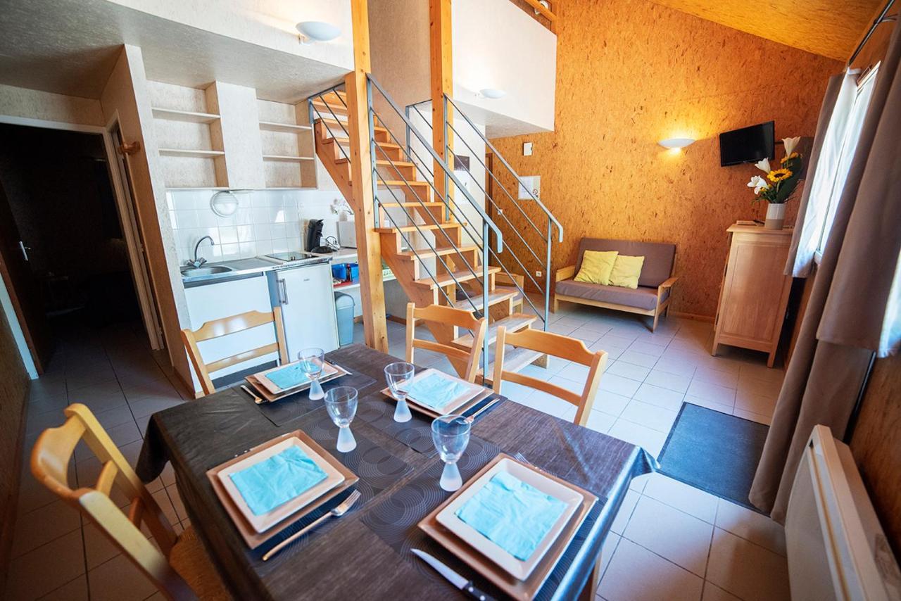Le Pas De L'Ours Hotel Aston Екстериор снимка